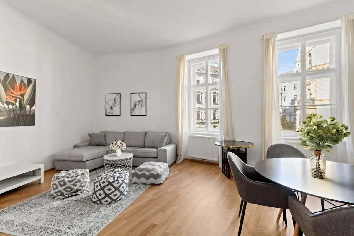 Close To Shopping Street I 2 Minutes To Naschmarkt 비엔나